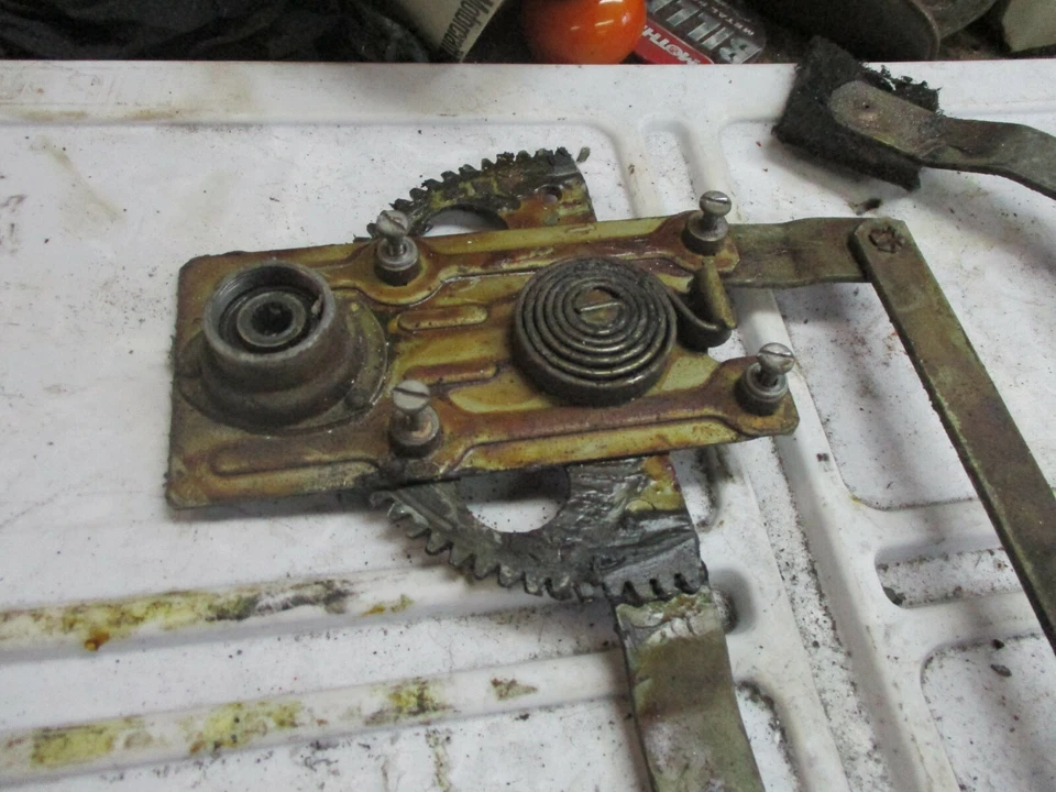 Rolls Royce Silver Cloud 1959 1 Lf regulador de ventana manual delantero izquierdo Foto 2 de 3