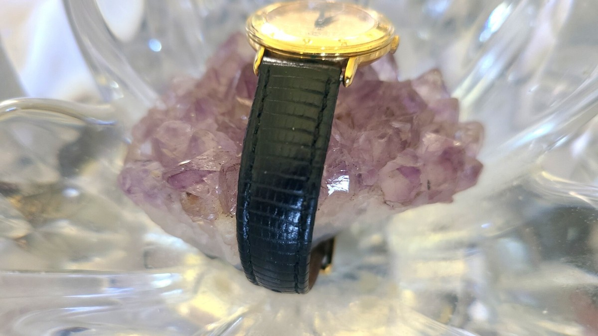 Vintage 80s Gucci Swiss 6 Jewel Quartz Gold Plated 25mm Size