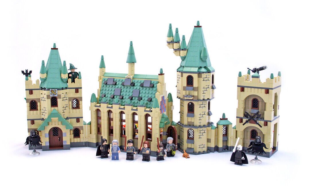 LEGO Harry Potter Hogwarts Castle Set 4842 - US