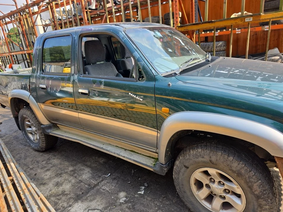 Солнцезащитный козырек для пикапа Toyota Hi-lux 270 Vx с двойной кабиной 2001-2005 годов выпуска (o/s/f)  - Изображение 2 из 4