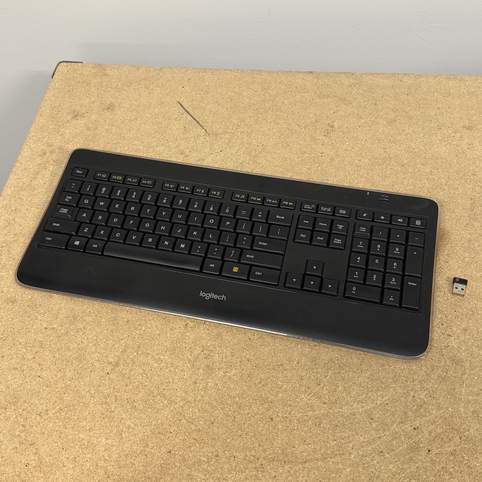 Logitech K800 Wireless Keyboard Illuminated w/ Dongle Tested