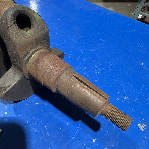 Kohler K301 Crankshaft Used 1" Shaft - Picture 4 of 5