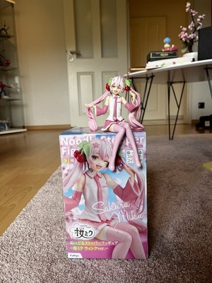 Sakura Hatsune-Miku Anime Figur Sega