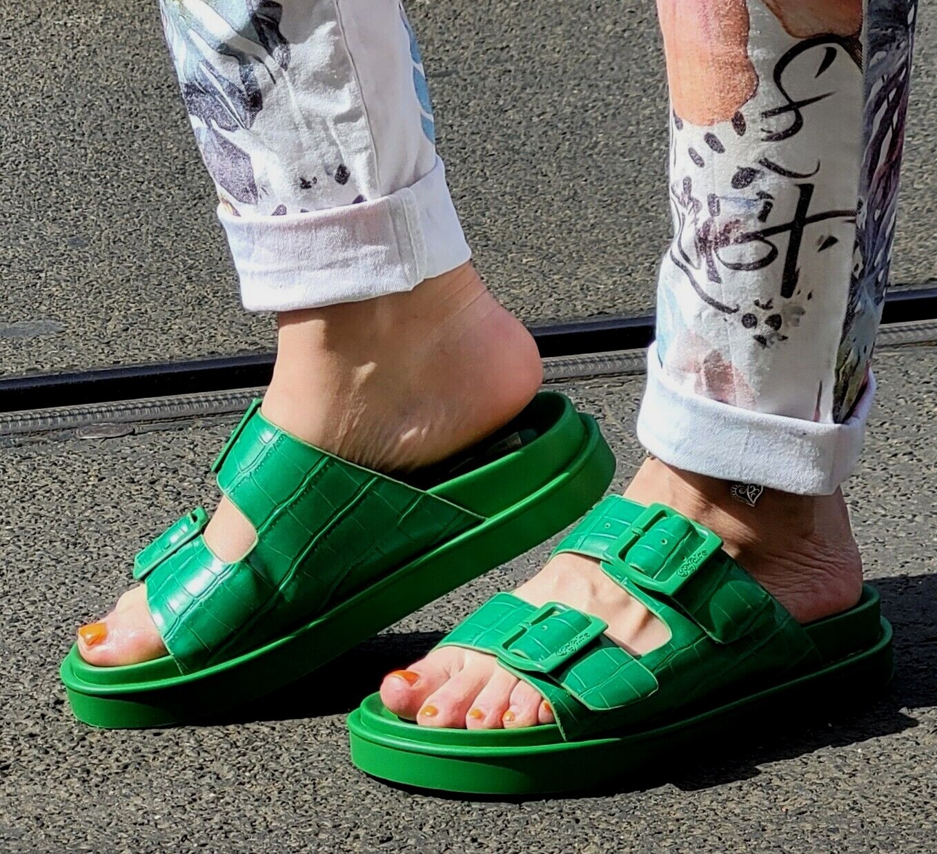 Buffalo Sol Ari grün зеленый кроко 1602238 Damen Sandale Веганский