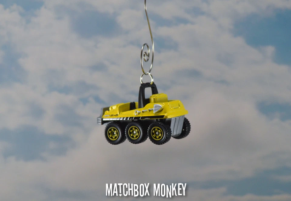 Custom ATV 6x6 Amphibious Christmas Ornament ARGO Tiger Adorno Side x side Honda - Image 3 of 4