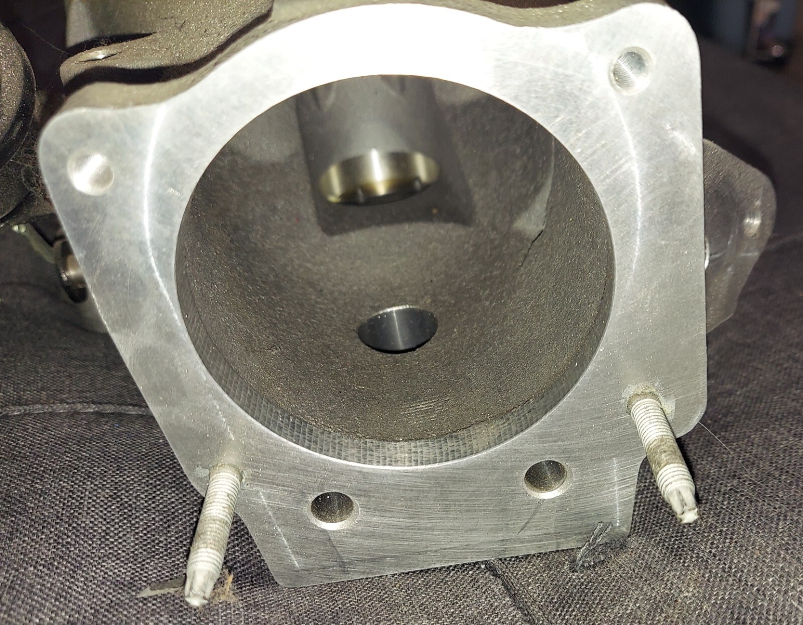 199605 3.8 Eaton M90 Supercharger GM3800 COMPLETE UPPER INTAKE