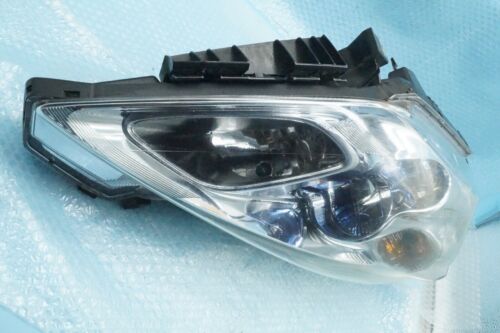✅ 2011-2012 NISSAN LEAF SV Front Right Passenger Side Headlight OEM - Picture 2 of 15