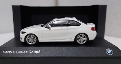 BMW 2er Series Coupe F22 White 2014-2017 1:43 Minichamps EXTREMELY