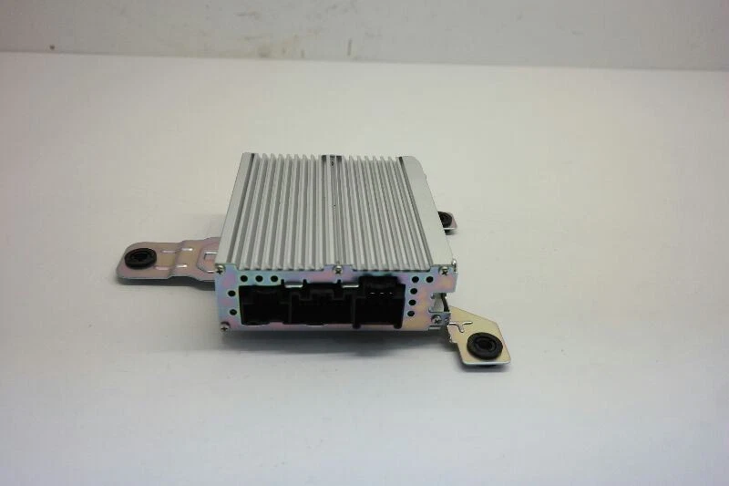 Chevrolet Malibu 2016-2017 equipo de audio amplificador de radio Foto 4 de 4