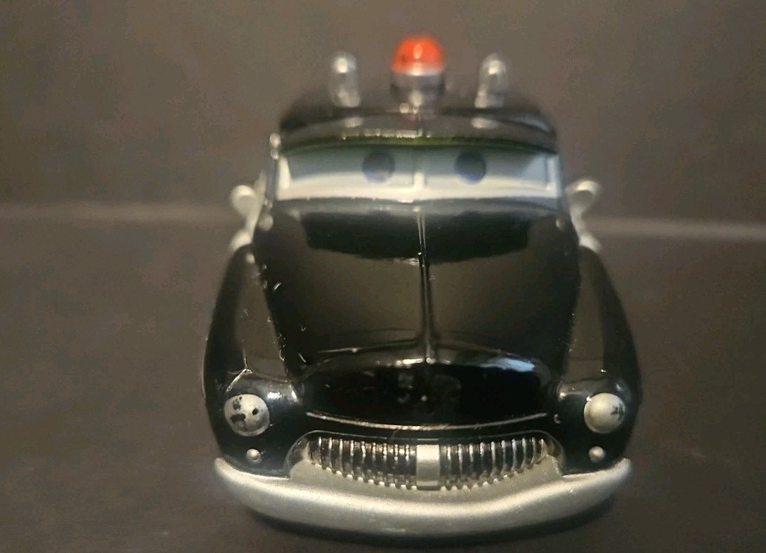 2015Mattel original Disney Pixar Cars Sheriff Toy Car 49 Merc N798