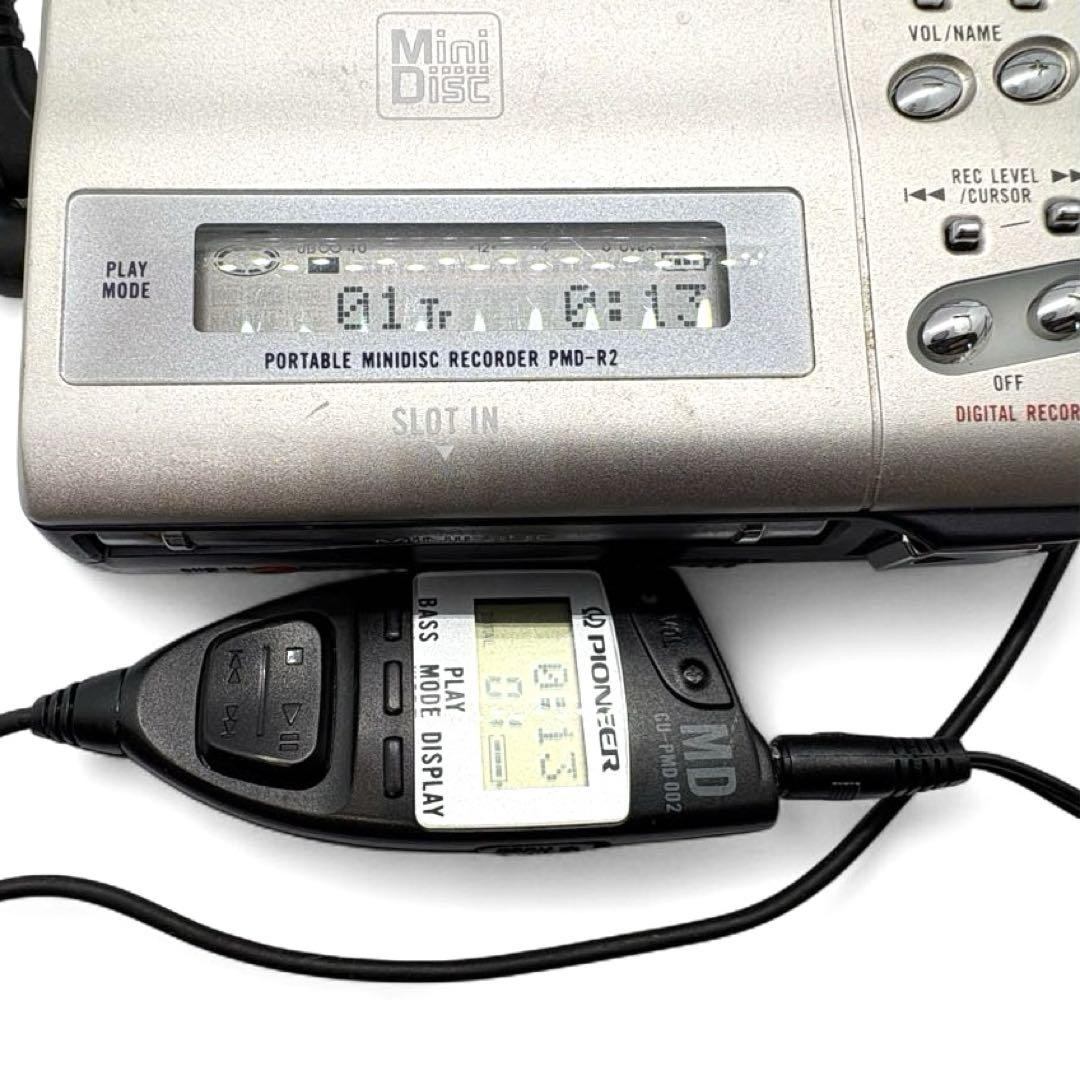 Pioneer MD-R2 Portable MiniDisc Recorder with AC Adapter | F