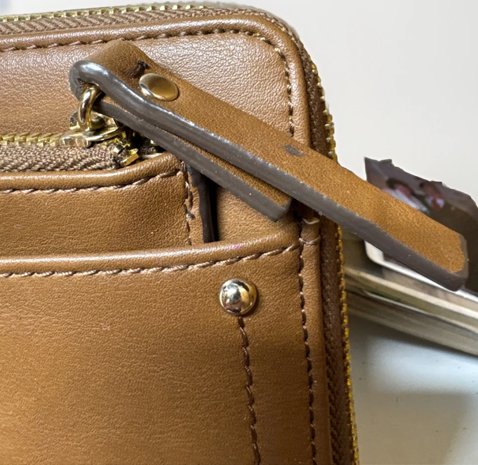 NUEVO SIN ETIQUETASNine West Table Treasures Cartera Multicolor Bolsillo con Cremallera Inserto Nuevo Foto 3 de 4