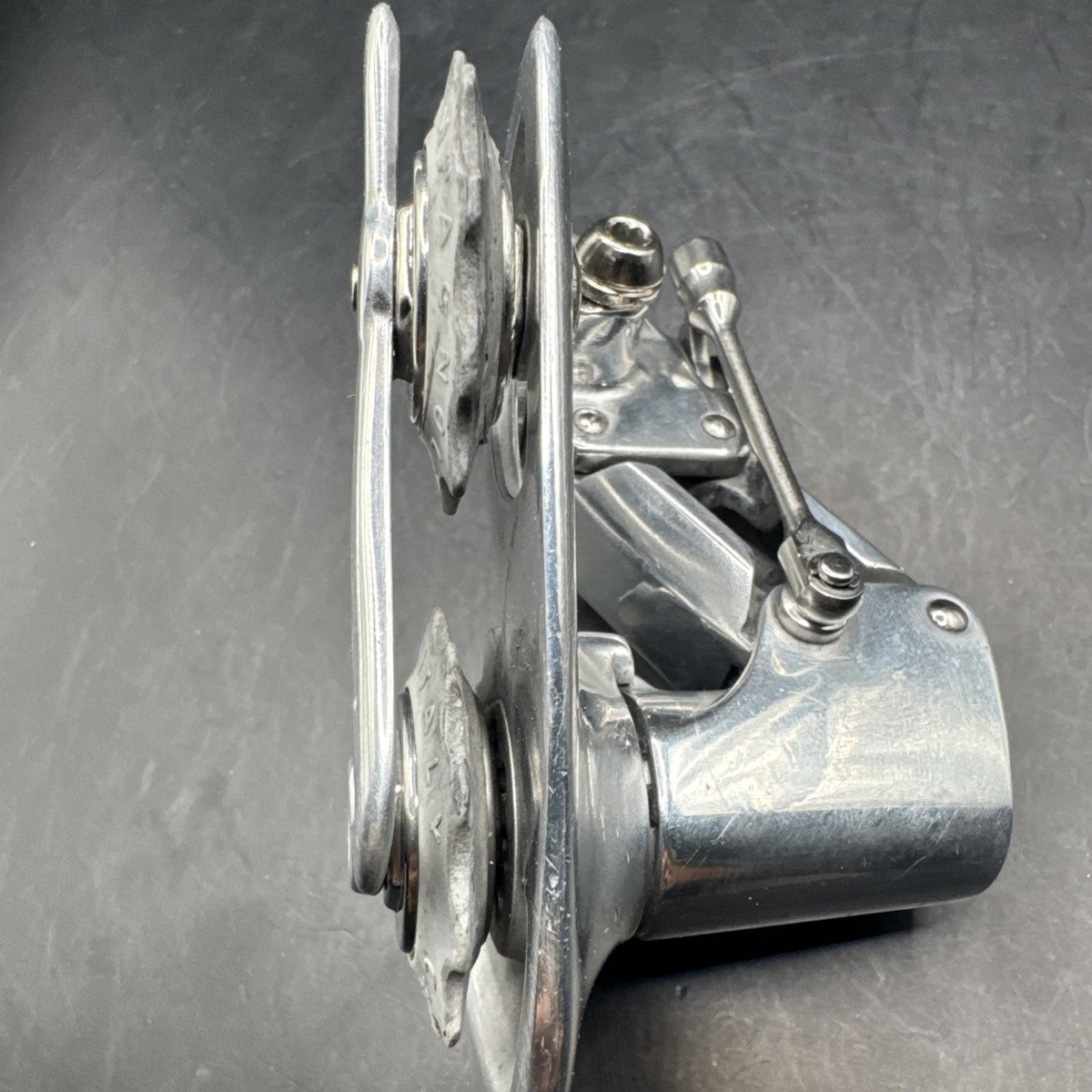 Dérailleur Arrière Campagnolo Croce D’Aune 7 Vitesses – NOS (traces Stockage)