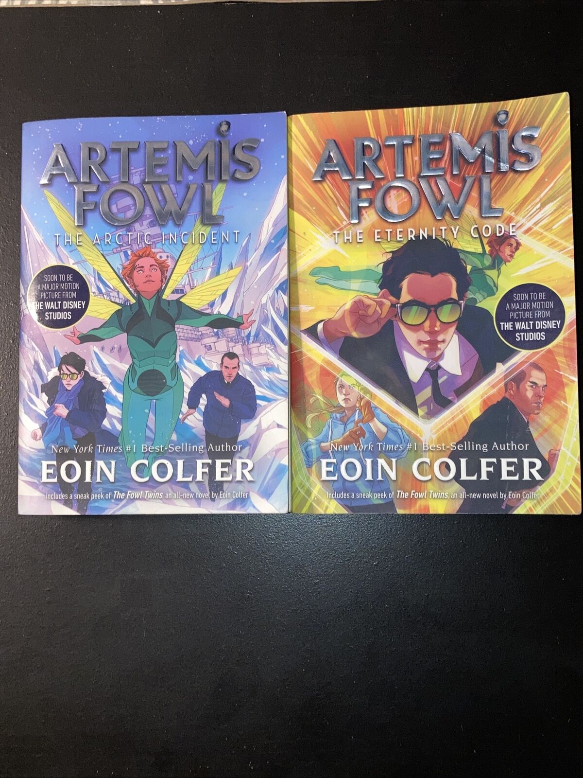 Kit com dois livros Artemis Fowl