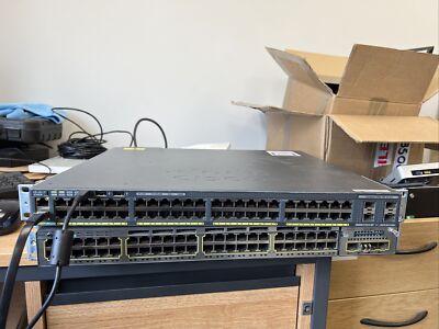 Cisco Catalyst WS-C2960XR-48FPS-I 48 x 10/100/1000 PoE+ Port Switch mit Stack