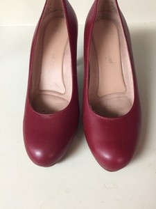 naturalizer red pumps