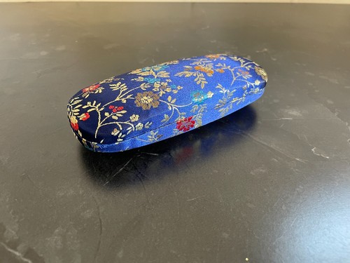 Glasses/Sunglasses Hard Case in Silk Brocade, Snap Close 16 x 5.5cm Many Colours - Picture 10 of 37