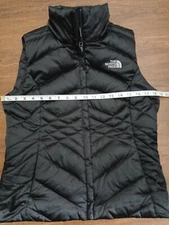 North Face Woman's  550 Down Full Zip Puffer Vest Jacket Sp/ Blk 751520