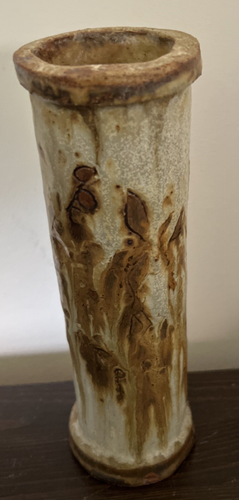 Moderne brutalistische Vase floral strukturiert 9" hoch geschwungene braune Platte Keramik Handarbeit - Bild 7 von 13