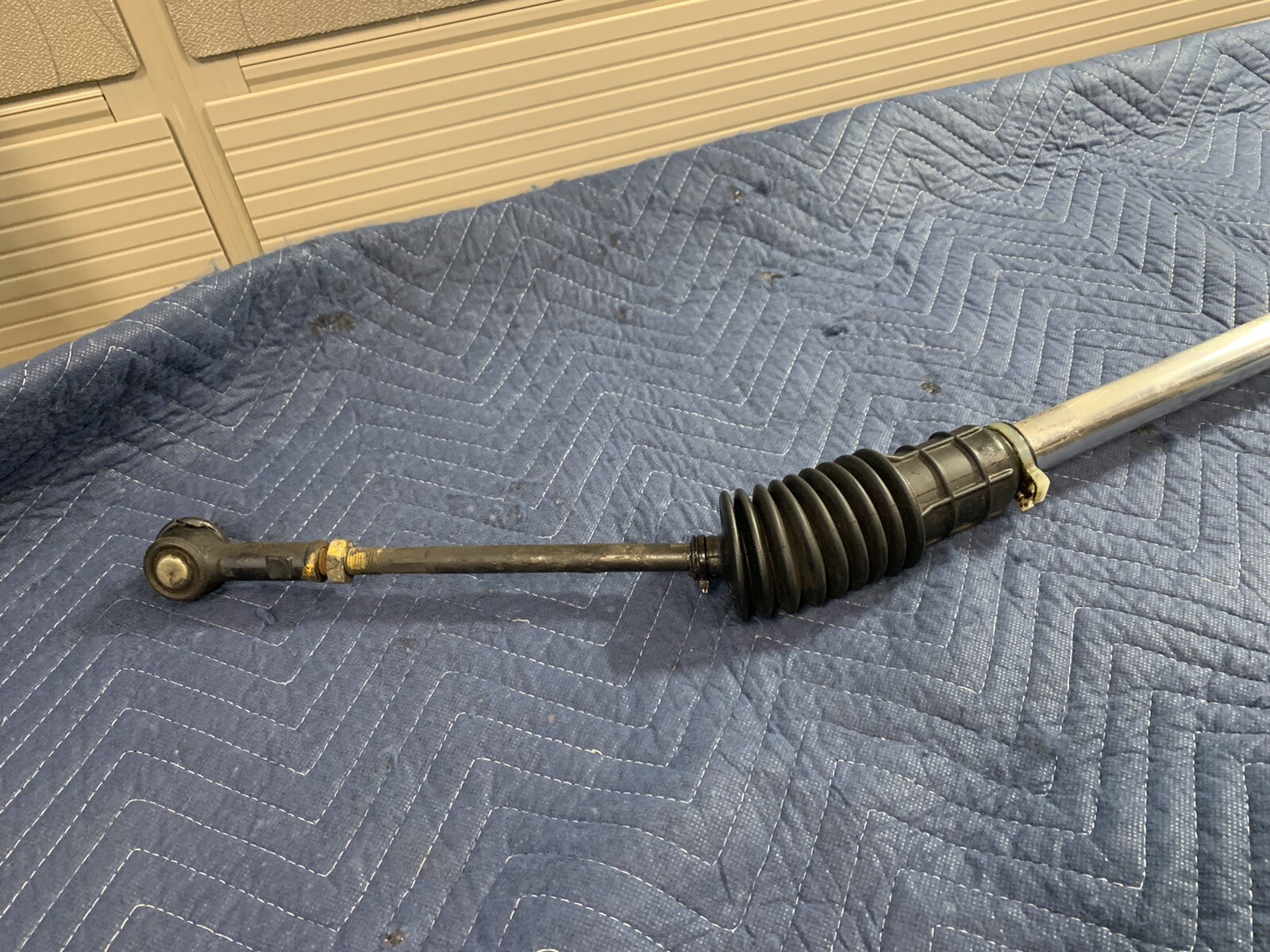 Lamborghini Diablo steering rack 91-94 OEM 004329552 SE