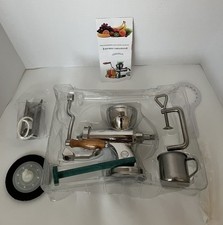 Stainless Steel Manual Wheatgrass Juicer Fruit Vegetable Juicer Hand Extractor