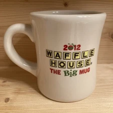 Waffle House The Big Mug Christmas Coffee Cup 2012 Tuxton Holiday Collectible 1