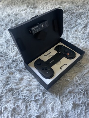 Backbone One BB-02-B-XW Lightning Mobile Gaming Controller for iPhone XBOX-Black