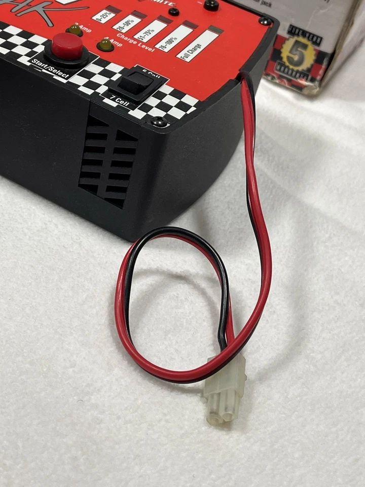 Vision Peak AC/DC RC Battery Charger Dynamite NiCd NiMH 6-7 Cell w/ Box - Image 3 of 4