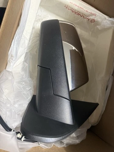 2014 - 2019 Silverado Sierra 1500 RH Right Side Rear View Mirror 84565230 READ