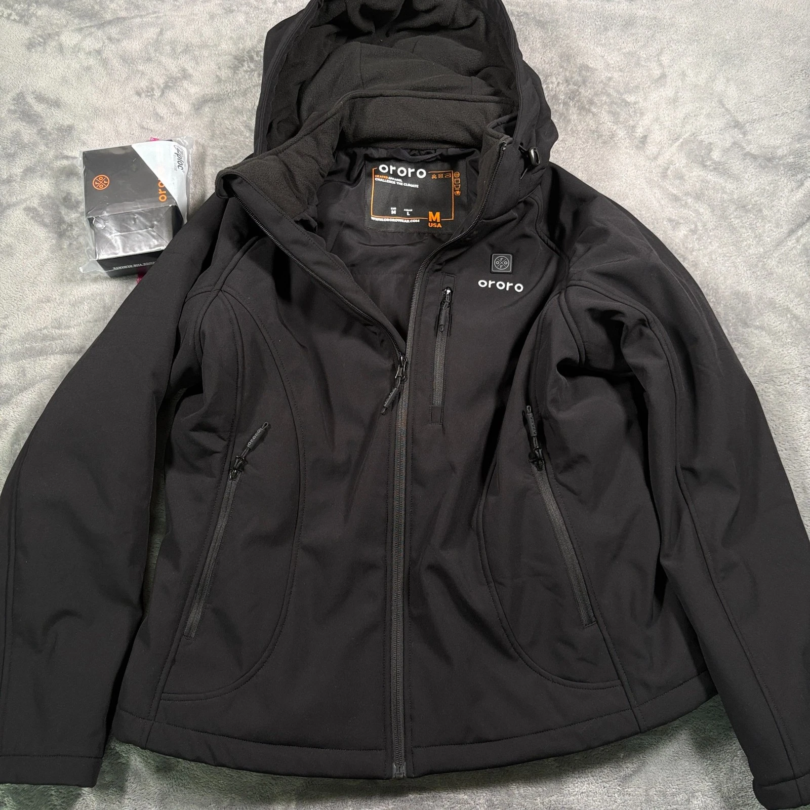 Ororo Jacket Mens Medium Black Hooded Stretch Heated Battery 5V3A Charger Winter
Opens in a new wind