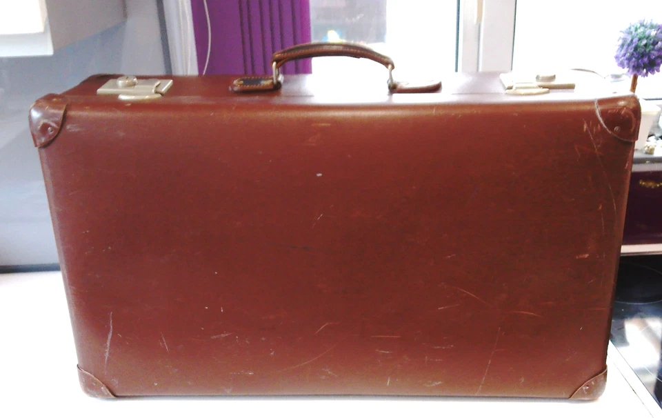 VINTAGE 1950/60s Globetrotter hard shell suitcase World's Most Famous Suitcase - Image 3 of 4