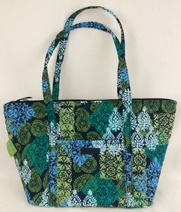 vera bradley carry on travel tote