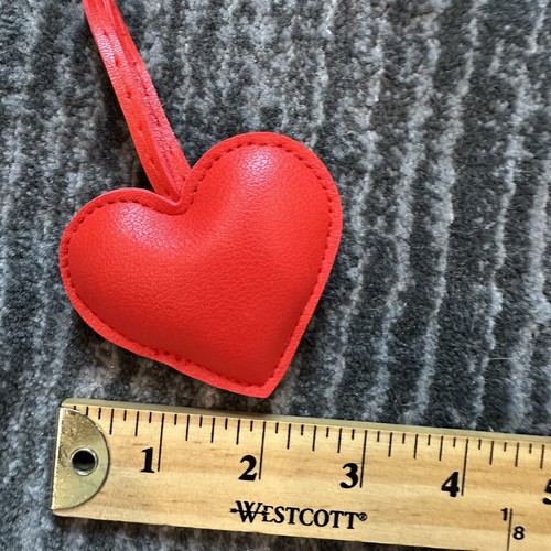 Heart Bag Charm Cute Red Faux Leather Charm Purse Handbags Tie On Gift For Her - Picture 7 of 7
