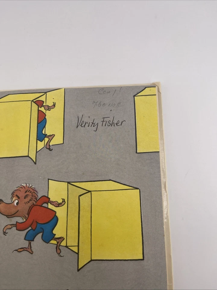 Inside Outside Upside Down by S & J Berenstain 1968 Book Club Edition HC Book - Image 3 of 4