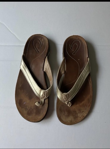Olukai Kumu Gold Leather Flip Flops Thong Sandals Womens W10