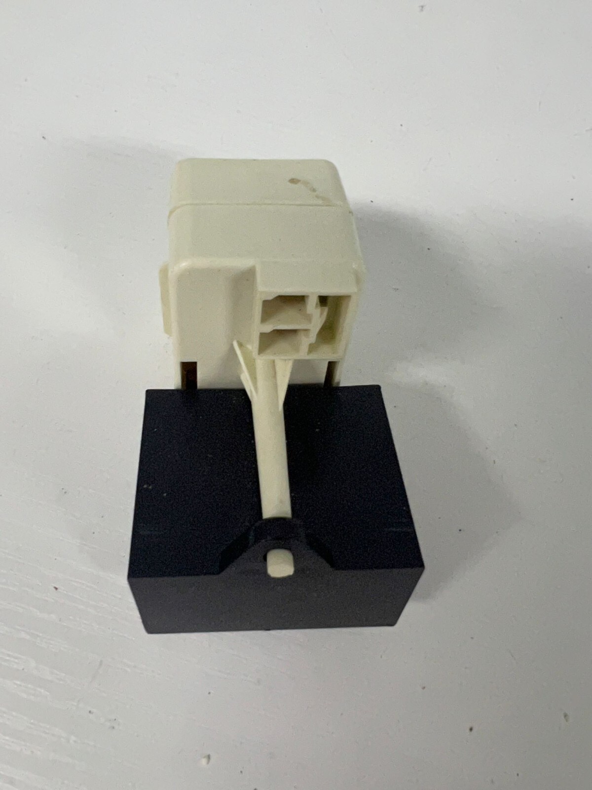 Genuine Whirlpool Refrigerator Compressor Relay & Overload 2188830-image