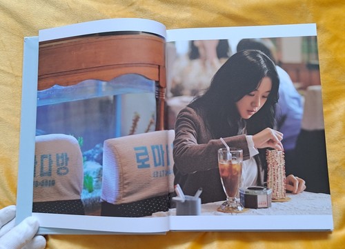 Snowdrop BSO Jung Hae In JISOO CD Colección K-POP Foto Autografiada y FIRMADA - Imagen 4 de 13