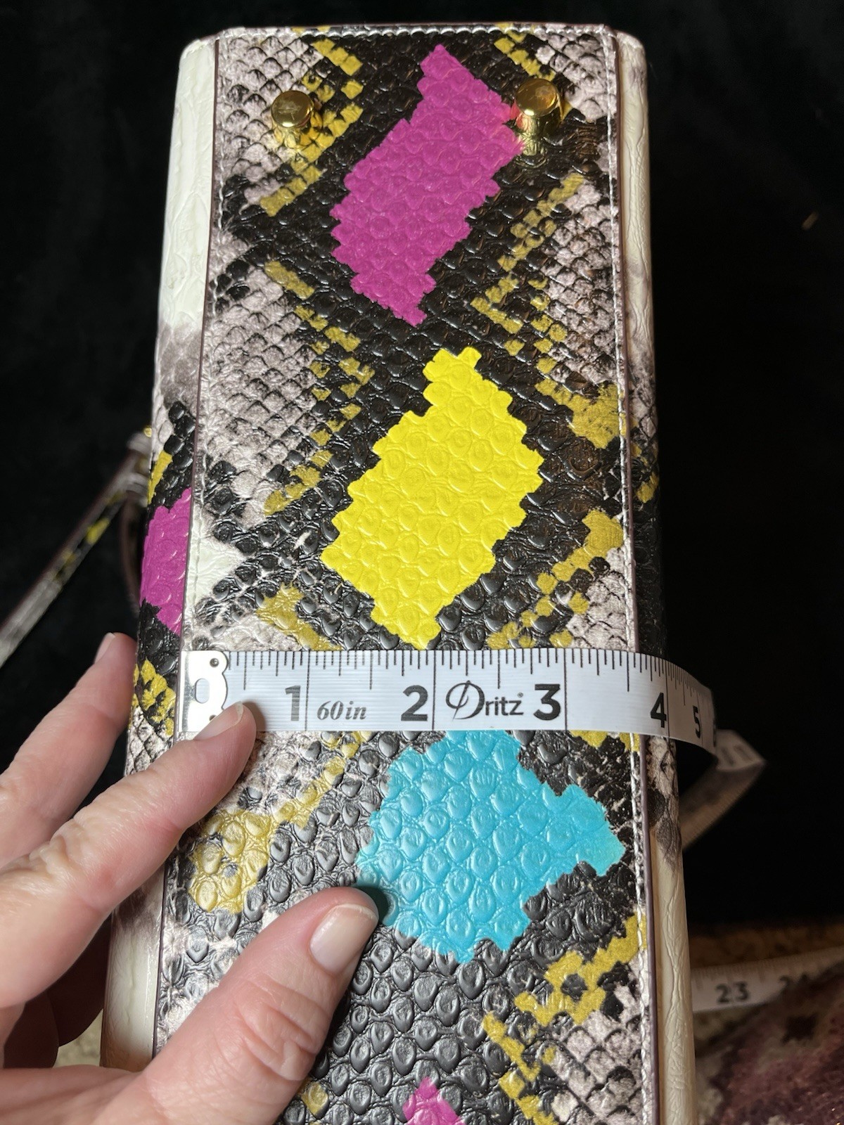 Chic multicolor snakeskin pattern bag. Vibrant co… - image 10