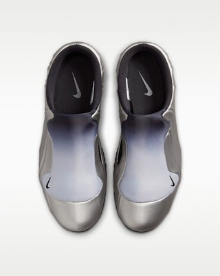 靴 NIKE CLOG POSITE silver NIKE Clogposite IR5919-044 Metallic Dark Gray Metallic Silver
