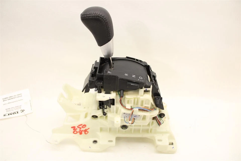 AUTOMATIC FLOOR SHIFTER AUTO GEAR SHIFT Mitsubishi Outlander Sport 2017 1388292 - Image 2 of 4