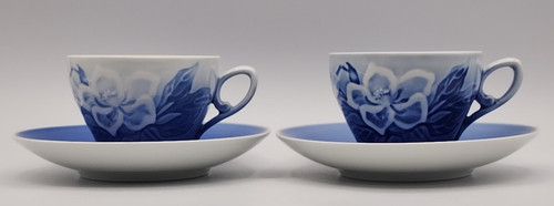 Bing & Grondahl Christmas Rose Tea Cups with Saucers Set of 2 Julerose
