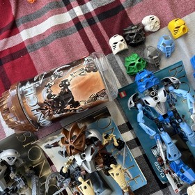 LEGO BIONICLE NUVA LOT SET OF 6 CANISTERS MANUALS 8566 8567 8568 8570 8571 8572