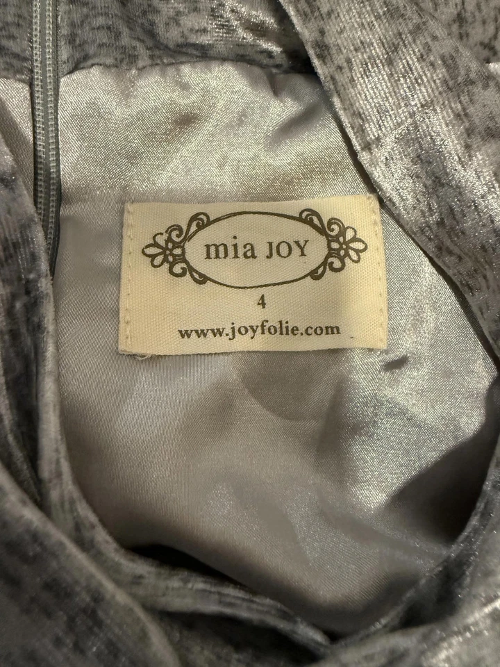 Vestido Mia Joy Gris Plateado Terciopelo y Tul Talla 4 Foto 4 de 4