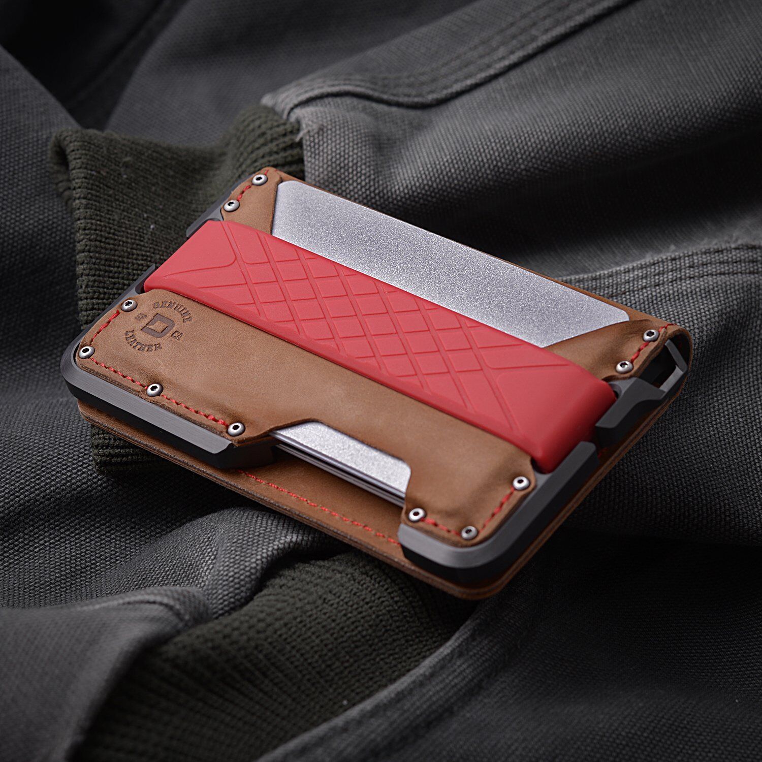 D01 Dapper Wallet - Special Edition - Redline