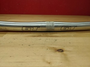 gt mountain bike handlebars