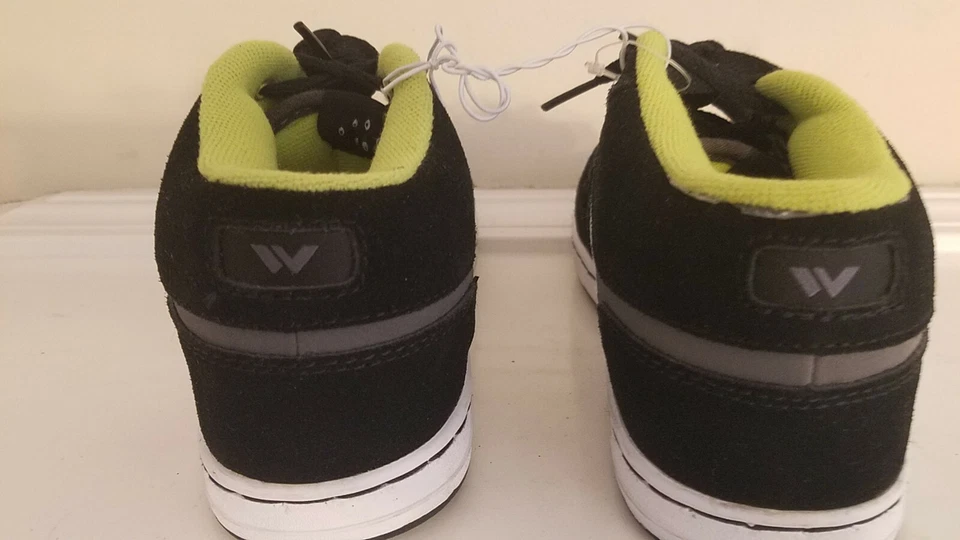 SHAUN WHITE Boys Sz 4 Black Lime Green White Sneakers Tennis Shoes * NWOT - Image 2 of 4