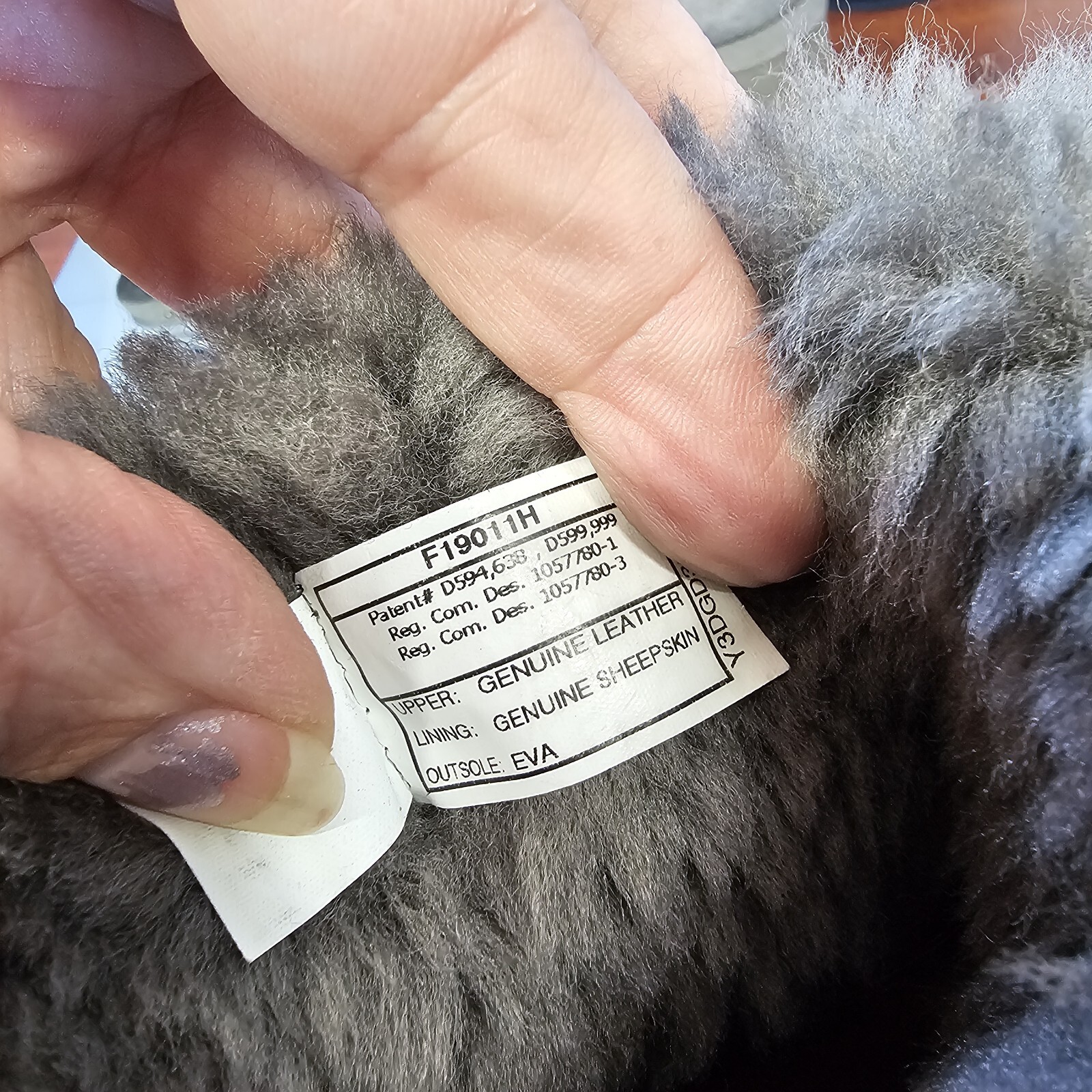 UGG Bailey Button Shearling Suede Leather Classic… - image 9