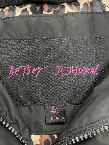 Women’s Size XS Betsey Johnson Black Faux Fur Long Puffer Winter Coat Jacket - Picture 5 of 6