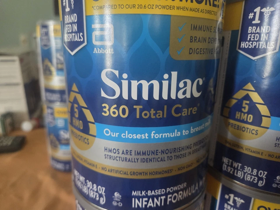 Fórmula infantil 4 latas Similac 360 Total Care sin OGM con hierro 30,8 OZ caducidad 27/04 Foto 2 de 4