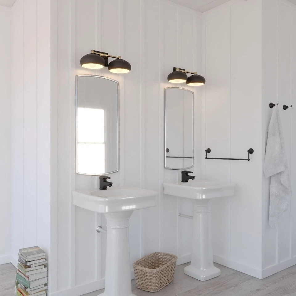 Luz de baño Belmont de 2 luces en estilo contemporáneo y domo de 7 pulgadas de alto y Foto 4 de 4